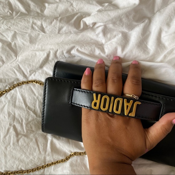 AUTHENTIC Christian Dior Wallet on Chain - Picture 5 of 7